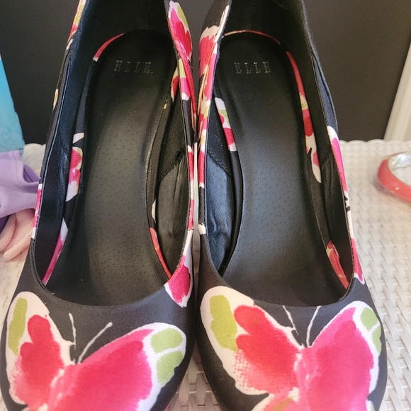 Elle butterfly pattern wedge heel shoes - Picture 11 of 12